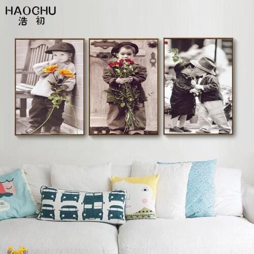 HAOCHU traditional childish figure holding flower painting for bar wall decoration picture cafe fresco poster art oil drawing