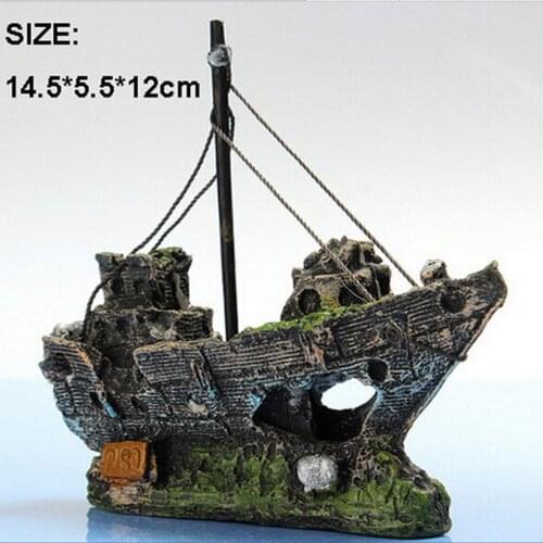 2021 Hot Aquarium Fish Tank Landscape Pirate Ship Wreck Ship Decor Resin Boat Ornament Aquarium Accessories Decoration