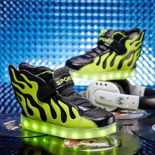 Boys girls Kids Light up Shoes with wing Children Led Shoes Boys Girls Glowing Luminous Sneakers USB Charging Boy Fashion Shoes