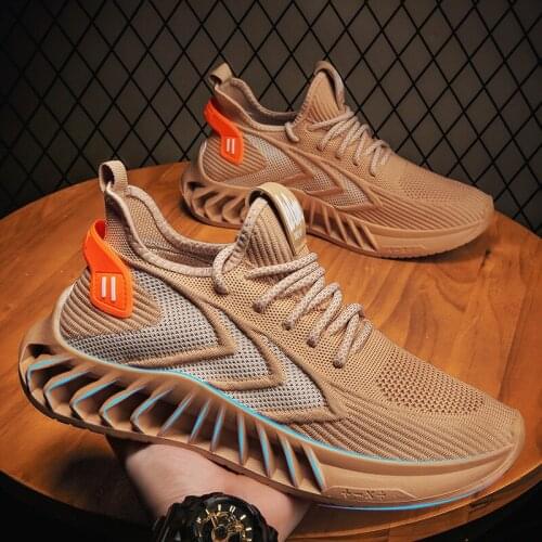 New breathable fashion fly woven mens shoes 2021 fashion mens shoes spring and autumn mesh casual leather shoes