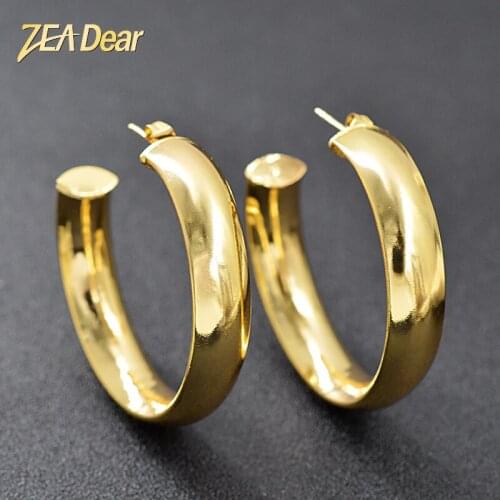 ZEA Dear Stud Earrings