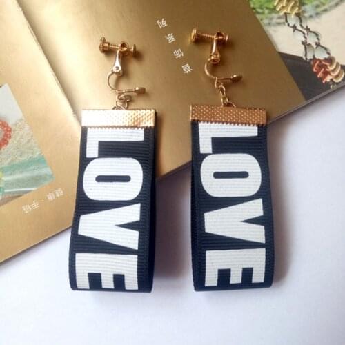 Grace Jun 2017 Hot Sale Black Rabbion Letter "LOVE" Long Clip on Earrings No Pierced for Girls Party Charm Big Cloth Earrings