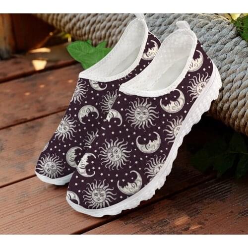 ELVISWORDS Sun Moon Face Pattern Flats Women Shoes Casual Sneakers Air Mesh Light Female Breathable Ladies Shoes Breathablele