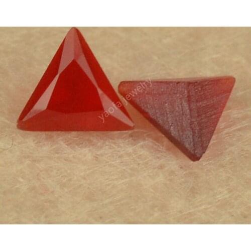 Sale 3x3~10x10mm 5A Deep Red Color Frosted Bottom Back Loose Beads Right Triangle Shape Brilliant Cut Synthetic Gems Glass Stone
