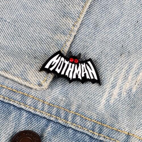 Punk Animal Bat Pins Classic Mothman Enamel Badges Heroism Series Movie Brooches Halloween Dark Night Jewelry Backpack Lapel Pin