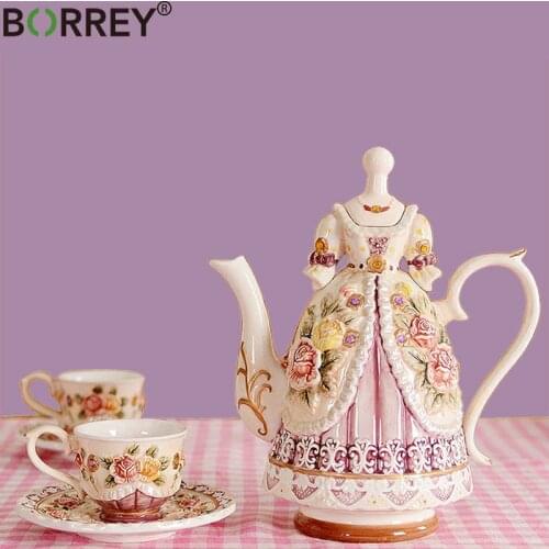 BORREY Ceramic Coffee Pot Beauty Tea Pot Set European Embossed Coffee Cup With Dish Figurines Coffee Pot Porcelain Wedding Gifts