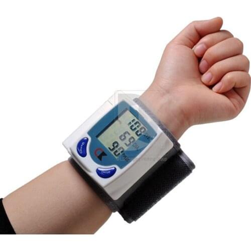 LCD Automatic Digital Wrist Blood Pressure Monitor wrist meter test Heart Beat Meter tester cuff Arm Tester Sphygmomanometer