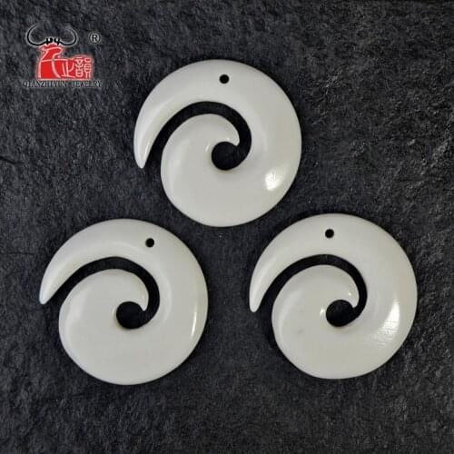 3PCS Handmade Carved Yak Bone Fishhook Pendant New Zealand Maori Style Bone white Beads DIY Jewelry Accessory 34mm