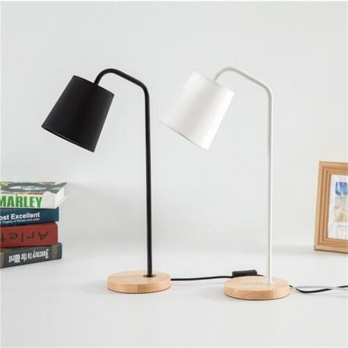 Table lamp Minimalist Nordic Creative LED study bedroom dormitory modern solid wood reading light USB/plug socket desk llights