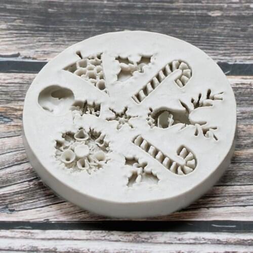 Christmas Elk Snowman Chocolate Mold Snowflake Fondant Cake Baking Molds DIY Biscuit Candy Baking Tool Cake Decoration