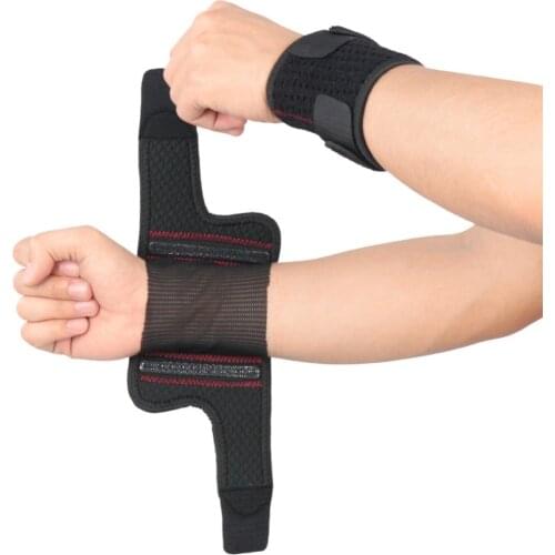 1PC Adjustable Wristbands Aluminum Spring Compression Wristbands Support Bracers For Weghtlift Basketball Carpal Wrist Protector