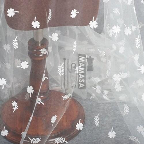 150cm Wide White Flocked Four-Leaf Clover Mesh Lace Fabric Sewing Girls Tulle Dress Bridal Wedding Veil Decoration Material