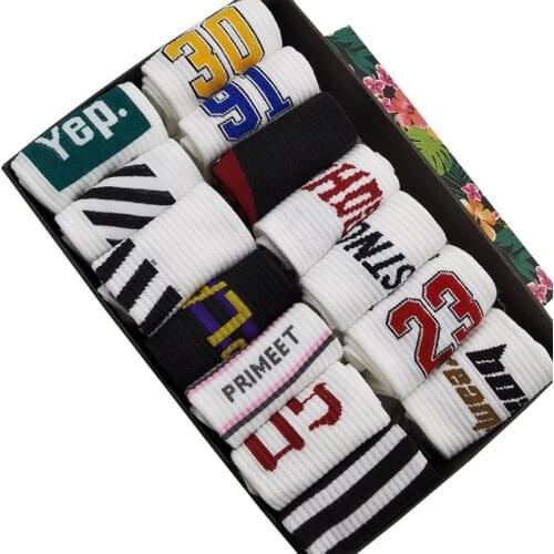 10 Pairs/Pack Hot Sale Popular Fashion Men Women Black White Letters Hip Hop Simple Cotton Socks Street Skateboard Sports Sock