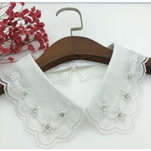 2021 Women Party Blouse Tops Fake Collar Handmade Beading Girls Shirt Detachable Collar Black/white Female False Collars