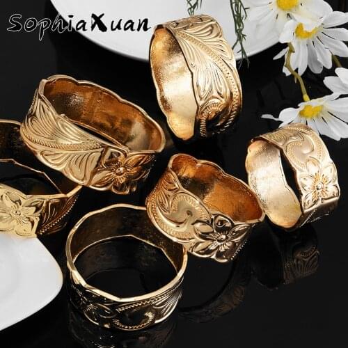 SophiaXuan Hawaiian Plumeria Bracelets Trendy Gold Plated Big Bangle Bracelet Female Polynesian Samoa Marshall Jewelry for Women