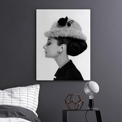 Audrey Hepburn Star Poster Black and White Retro Home Decor Living Room Hallway Mural Canvas Painting Print Wall Art Picture