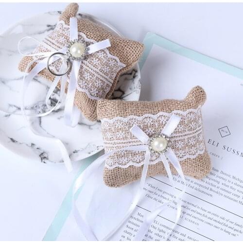 New Brown Cushion Vintage Burlap Jute Cushion for Wedding Lace Bow Ring Pillow Wedding for Wedding Engagement Decoration