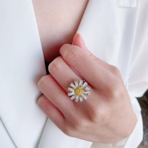 925 Sterling Silver 5A Simulation Diamond Female Ring Creative Exquisite Flower Daisy Ring Jewelry Gift