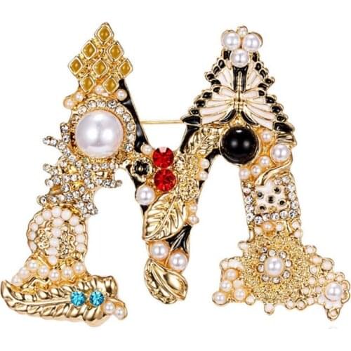 Baroque Pearl Rhinestone English Letters Brooch Colorful Crystal Lapel Pin Alphabet Brooches for Women Fashion Jewelry