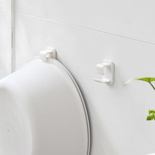 1PC Washbasin Storage Hook Free-punch Wall Mounted Washbasin Bath Ball Seamless Tracery Hook Sucker Bathroom Storage Accessories