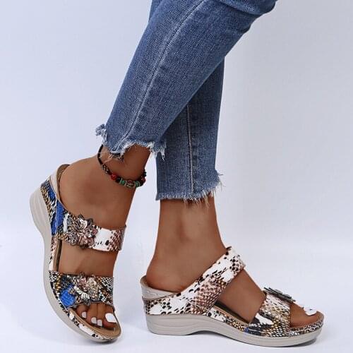 Sandals and Slippers Womens Plus Size 2021 Summer New Womens Leopard Snake Print Flower High-heeled Womens Wedge Slippers