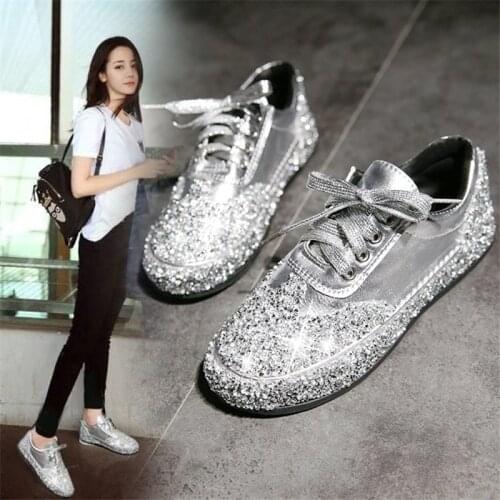 2021 Sports Shoes Spring Autumn Ladies Sequined Patent Leather Rhinestone Flat Casual Shoes Soft And Comfortable Running Shoes