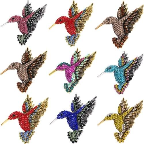 A pack of 12 New summer colors Pink Blue Rhinestone Hummingbird Brooches Women Men Vintage Animal Brooch Pins Badge jewelry