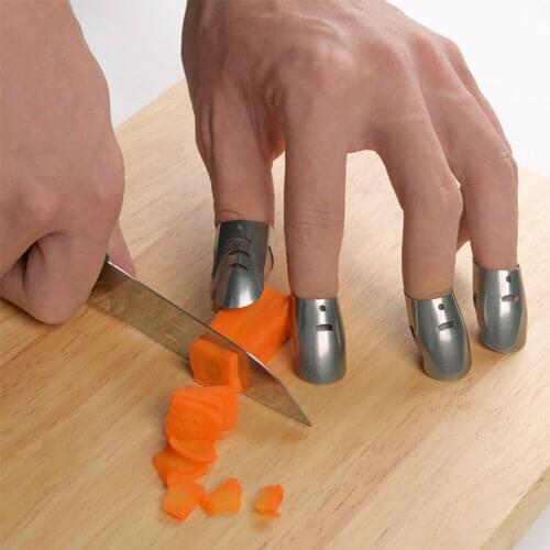 4pcs / set Adjustable Stainless Steel Finger Hand Finger Guard Protector Knife Slice Chop Safe Slice Cooking Tools
