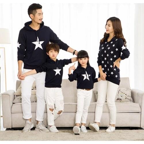Family Look Spring Family Hoodies New Three Mother and Father and Kids Sweatshirts Long Sleeved Cotton Family Matching Clothes