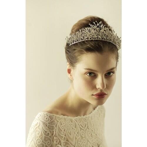 Romantic Sweetheart Luxury Bridal Headdress Shiny Alloy Crystal Rhinestone Princess Crown for Wedding Perform Studio Prop O865