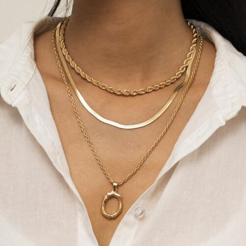 Vintage Twist Chain Snake Chain Necklace Female Simple Geometric Pendant Necklace Three-piece Necklace Necklaces for Women