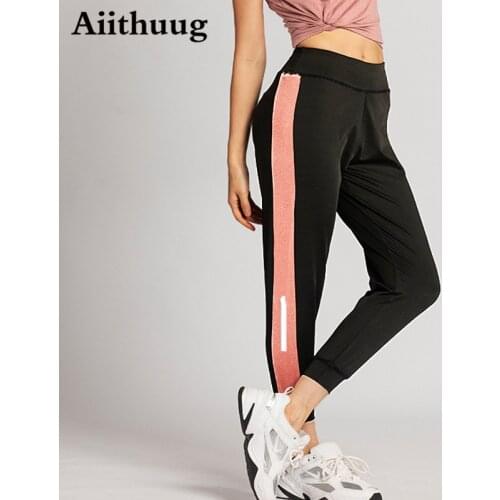 Aiithuug Jogger Fitness Yoga Pants Quick-drying with Night Running Reflective Stripe Womens Running Pants Casual Workout Pants