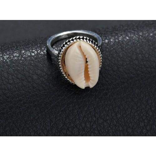Vintage Sea Shell Ring for Women Girls Jewelry Gift Boho Summer Fashion Holiday Beach Finger Rings Anel De Concha