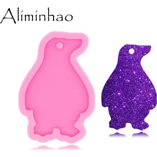 DY0513 Shiny Glossy Penguin Keychain Mould Silicone Epoxy Resin Mold Jewellery Making