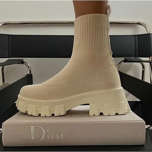 Womens Vulcanized Shoes Socks Shoes Autumn Winter 2021 New Thick-soled Non-slip Fashion Casual Knit Short Boots Botas De Mujer