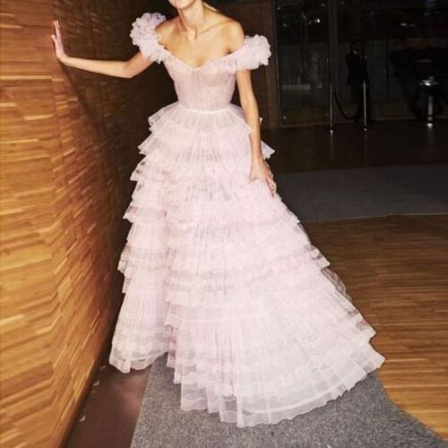 Dubai A-Line Luxury Evening Dress Muslim 2020 Aibye Off The Shoulder Vintage Pink Tiered Prom Party Gowns Robe De Soiree Kaftans