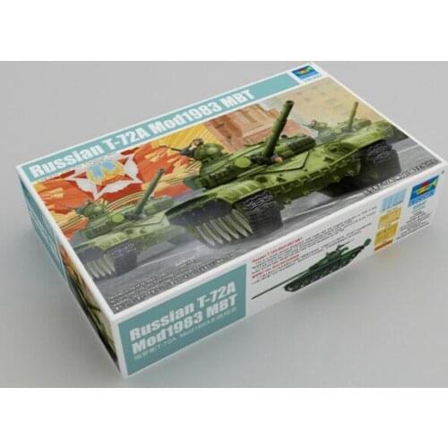 Trumpeter Model Kit 09547 1/35 Russian T-72A Mod1983 MBT tank Plastic Model Armor