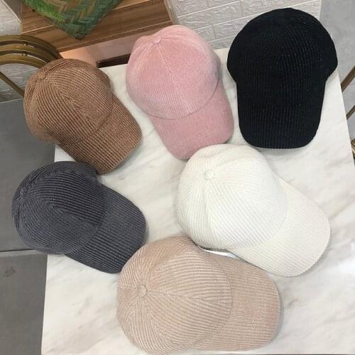 Autumn and Winter New Bright Silk Baseball Cap 2021 Best-selling Korean Version of Ladies Caps Street Fashion All-match Sun Hat