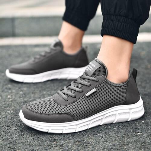 2021 New Comfortable Casual Men Casual Shoes Breathable Outdoor Mesh Light Sneakers Male Fashion Casual Shoes Footwear Men Shoes