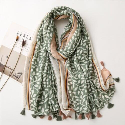 2021 Newest Women Leaf Printed Pattern Tassel Scarf Shawls Wraps Hijabs Scarf