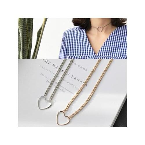 European and American foreign trade jewelry simple metal hollow love heart shaped short necklace