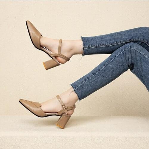 Free Shipping -2021 Spring New Pointed Thick Heel Buckle Sandals Shallow Mouth Sandals Fashion Womens Shoes