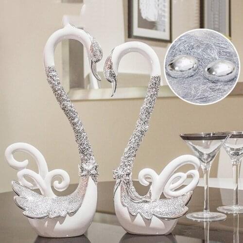 EUROPEAN LIGHT LUXURY RESIN LOVE SWAN ORNAMENTS LIVINGROOM HOME TABLE FIGURINES DECORATION OFFICE DESKTOP CRAFT ART WEDDING GIFT