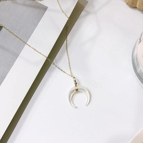 925 Silver Necklace for Women Natural White Shell Moon Pendant 14K Gold Filled Chain Necklace for Girls Clavicle Chain Fashion