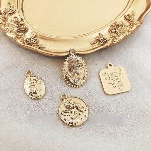 18K Gold package Renaissance Baroque classical girl angel round Necklace Pendant DIY bracelet jewelry material