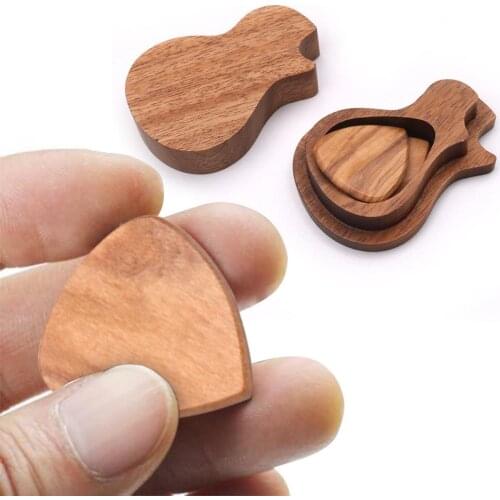 Guitar Pick Wearable Wooden Picks For Guitar Bass Mandolin Banjo Ukulele Boxed Suit Of Guitar Pick With Guitar Shape Box