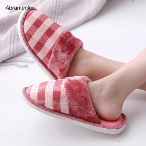 Winter Women Men Slippers Bottom Soft Home Shoe Cotton Thick Slippers Indoor Slip-On Slides Comfortable Shoe Slippers