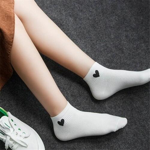 VIIANLES Fashion Harajuku Women Cotton Socks Novelty Heart Pattern Love Socks Hiphop Solid Cool White Cotton Socks