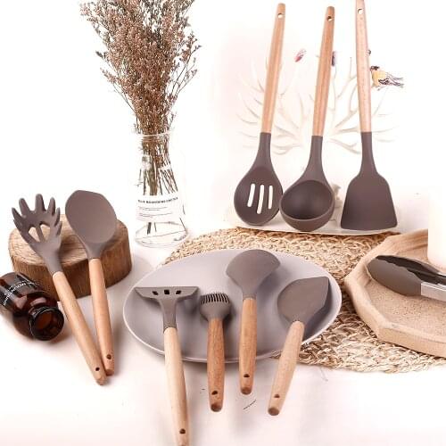 Silicone kitchen cooking set heat-resistant non-stick cookware easy to clean solid wood beech wooden handle spatula set
