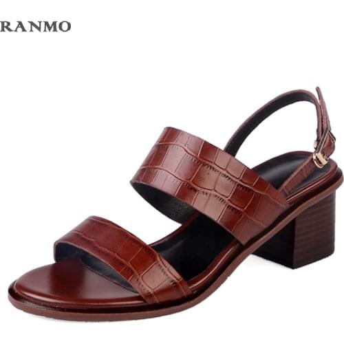 Open Toe Shoes Summer Women Sandals 2021 New Fashion Buckles Genuine Leather Thick Heels Pumps Buckles Party Basic Shoes Woman